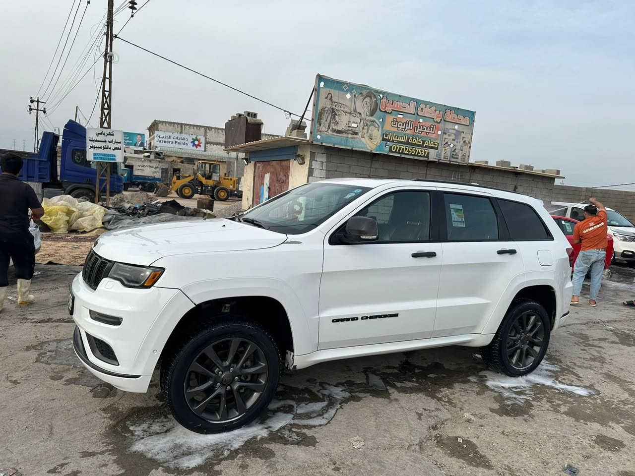سلام عليكم جيب سومت موديل 2018 تقرير تعمل وتسير بيه ربع البنيد كلير منن امريكه بدون فتح رقم بغداد تحويل ثاني يوم سياره جاهز كير مكينه حداده تخم تاير مواصفات السومت جكات صعود نزول فتحه كشنات جلد تدفئه تبريد رادار امامي نقطه عمياء حساسات امامي خلفي  موصافات معروفه  السعر 235 وبيه مجال العنوان بصره قضاء القرنه ***********
