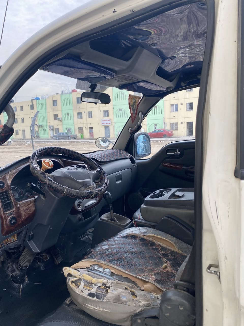 سلام عليكم كيه حمل 2007 مكينه 4000 مكينه وكير وصدر وتايرات بل جيس السايراه سياره خير من يم الله سياره تاخذه بجك الشارع بس الباب مال السايق امبدل واتساب *********** رقمي
