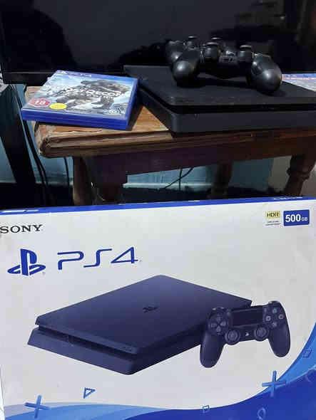 بلي فور سلم 500استخدام شخصي بعده جديد لامفتوح ولا مصلح وشرط الفحص ويا اربع العاب ويوبي اس وجوستك عدد اثنين هم اصليات وحتى باكيت هم ويا 
السعر 325 وبي مجال بسيط 
مكاني بغدادالكاضميه
رقمي ***********
