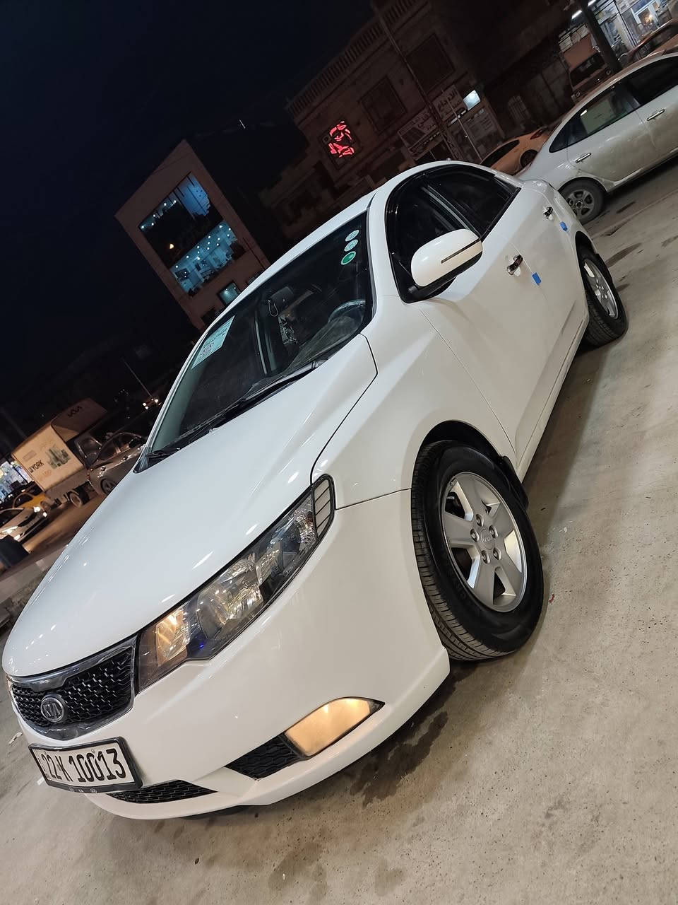 السلام عليكم  
كيا سيراتو 2011 خليجية 🫥 
السيارة كلش حلوه وجاهزه 
المواصفات نص فول ماشيه 240 
كير ٦ نمر محرك ١٦٠٠ دوش المرغوب 
كير توماتيك و عادي  شرط 
اشير بالمري + فول تحكمات ستيرن
 حساسات +  شاشه  +  كامره دوار 
رقم اربيل مسطره تبريد ثلج 🥶 
السيارة بدون ضرر فقط باب بارد  وداير الخلف صبغ  
مكاني حي الصديق 
السعر 105 وبي مجال 
الاتصال  ***********
