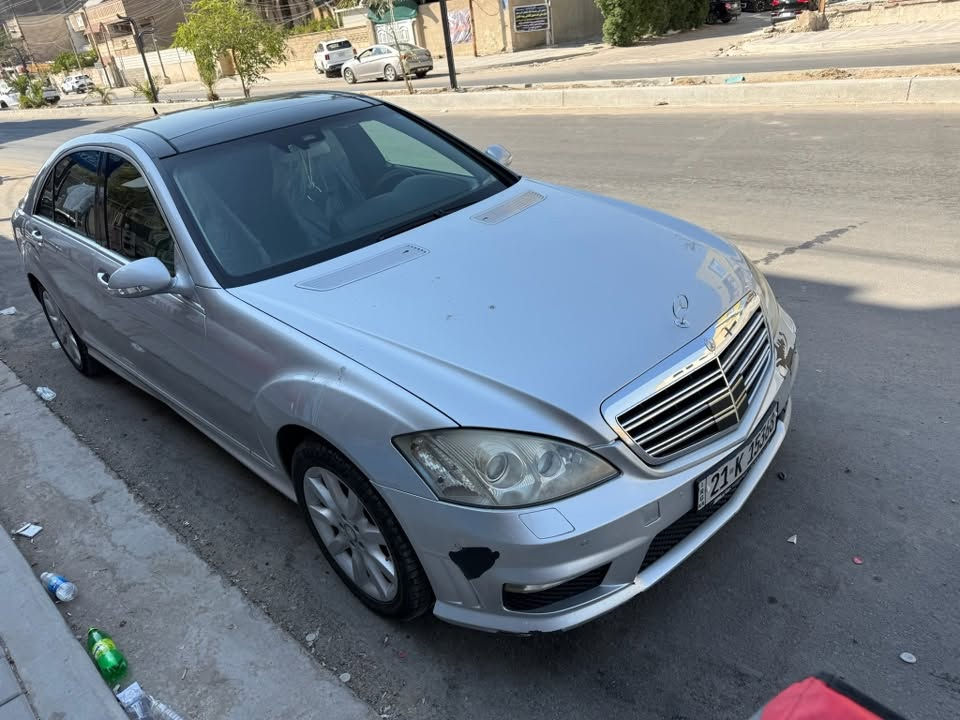 للبيع مرسيدس S350 موديل 2009
* جاهزة من كل النواحي.
* الضرر: شامل خلفي والهلال.
* 5 بردات.
* منظور ليلي (Night Vision).
* رادار (Distronic).
* فتحة سقف بانوراما.
* شفط أبواب.
* مقاعد جلد كهربائية جديدة.
* تدفئة وتبريد للمقاعد الأمامية والخلفية.
* شاشة وكالة مع نظام ملاحة.
* كاميرا خلفية وحساسات أمامية وخلفية.
* نظام تعليق هوائي (AIRMATIC).
* مصابيح زينون ذكية متحركة.
* مقود متعدد الوظائف.
* ستائر كهربائية.
* تكييف أوتوماتيك متعدد المناطق.

السعر: 16,500 دولار.

مستعجل بالبيع، والسعر قابل للتفاوض بالمعقول بعد المعاينة. السيارة تستحق والفحص خير دليل.

للاستفسار والاتصال: ***********
