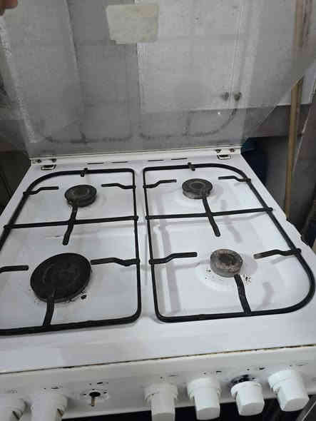 طباخات اي عيب مابي للبيع ***********
