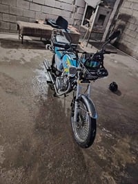 للبيع ماطور تايكر موديل ٢٣ جديد  السعر ٤٠٠وبي مجال  07771594097