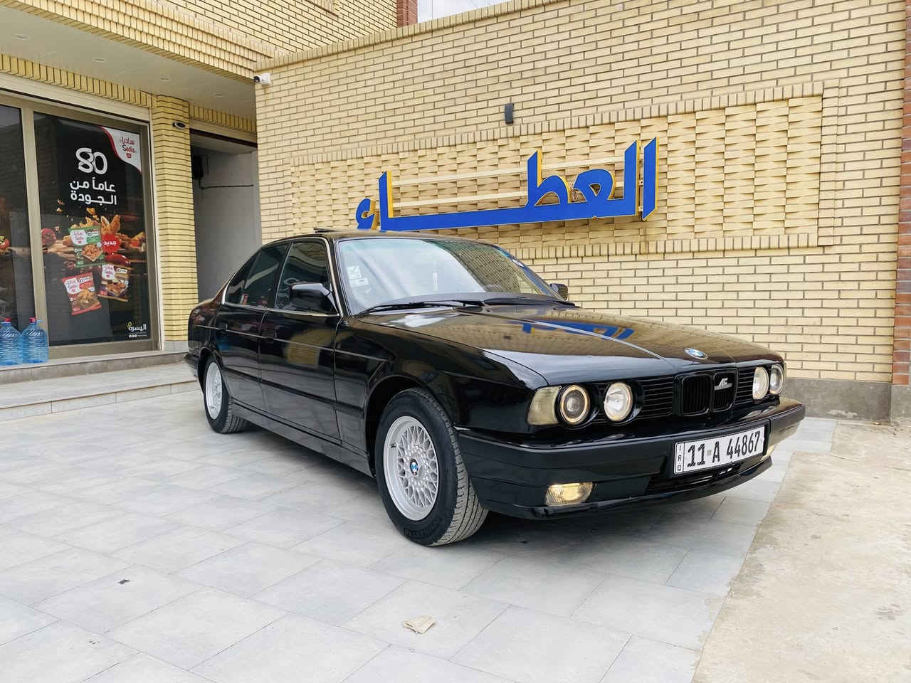 السلام عليكم بي أم 525 موديل 90
كير ومحرك جدد 
السياره بأسمي مشروع وطني رقم بغداد دولي 
ويل خليه سلايت شغال 
المكان بغداد 
السعر 54 وبيها مجال
رقم الهاتف 
***********
***********
