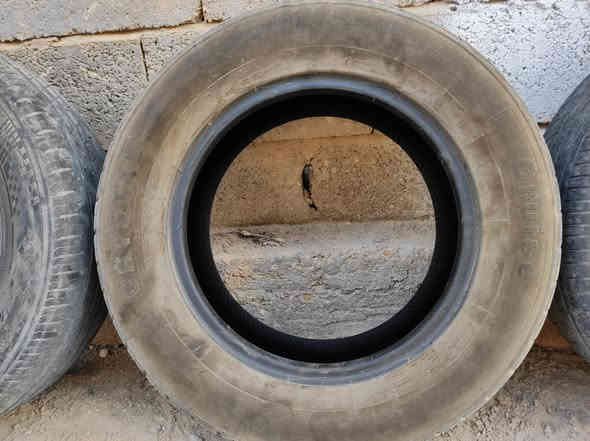 تايرات للبيع مالت النترا موديل 12 حجم 15 نضيفات الواحد ب 15 الف للاستفسار الاتصال على الرقم ***********
