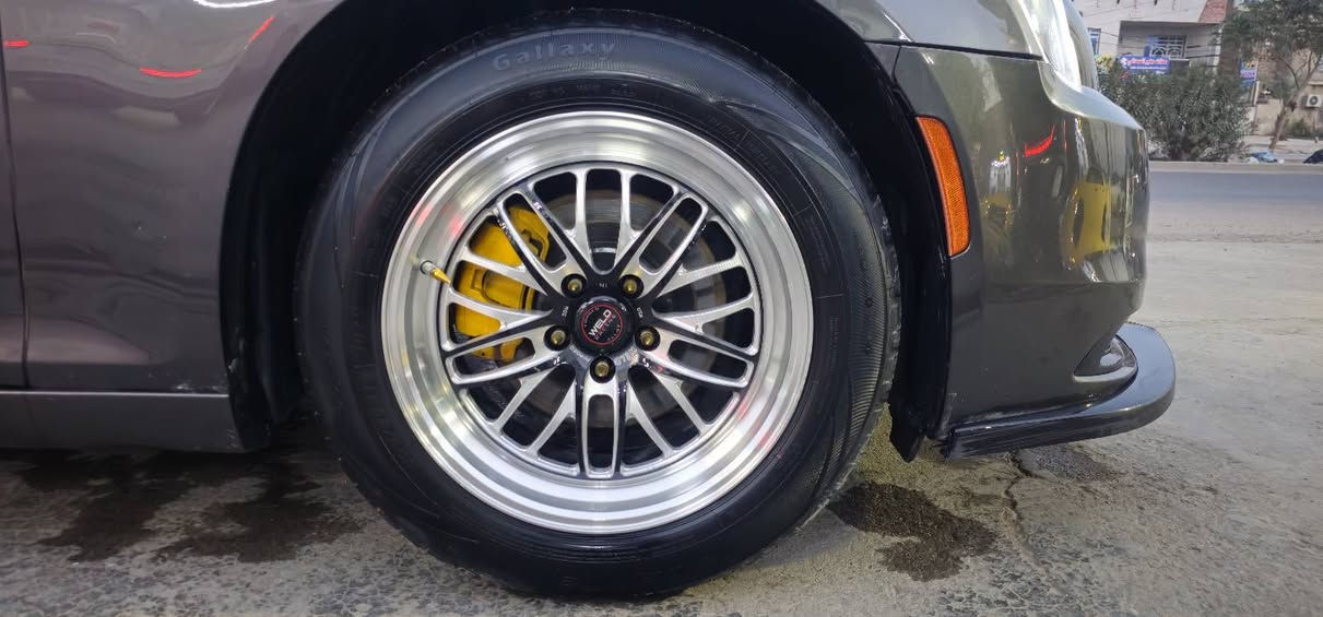 بيع — اوباما 2023
المواصفات:
- محرك 3600 حصان  
- أضوية زينون  
- اللون فيل  
- السيارة كلين  
- مكانين B.R بسيطات جدًا  
- تشغيل عن بعد  
- هاند بريك كهربائي  
- التزويد: شفقات  
- عليها هدرز RT  
- دبات كزوز كروس مع تحكم ريموت  
- صوت مرعب  
- عليها حلوك RT ماركة عالمية  
- جام عازل حراري  
- المحرك كفالة عامه 
- تخم تايرات جدد بعده بالجيس 💐  
- تخم ويل جديد تو سايز 18 الشكل الجديد — وايلد 😍  
- شاشة  
- كاميرا خلفية  
- صافرات فدرالي  
- عليها برمجة

المسافة المقطوعة: 36 ألف فقط
***********
***********
