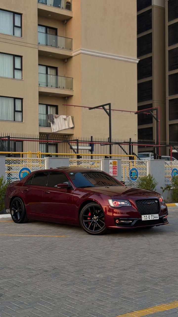 للبيع والمراوس
كرايسلر C300 . SRT  LAST CALL 2023  
فول 1/1 النداء الاخير من الSRT 
محرك 8 سلندر حجم : 6400 الصاروخ 🚀 
مواصفات :_  
✓ سقف بنراما 
✓ رادار امامي           
✓ رادار جانبي 
✓ سستم صوت هارمن كاردن 
✓ كشنات تدفئه وتبريد 
✓ نقطه عمياء + ترحيب 
✓ اكواب تدفئه وتبريد 
✓ كشنات خزن ميموري 
✓ ستيرن كهرباء 
✓ لايت امامي متحرك 
✓ دشوبل كاربون فايبر 
✓ اشاير بل مري 
وباقي المواصفات معروفه فول 1/1 

مكان السياره بغداد 

ماشيه ١٢ الف  فقط كله عله وضع الشركه ونضافته 100% 

ضرر السيارة جاملغ وبنيد فقط 

اي ستفسار الاتصال على هذا الرقم 
***********
***********
متوفر واتساب .
