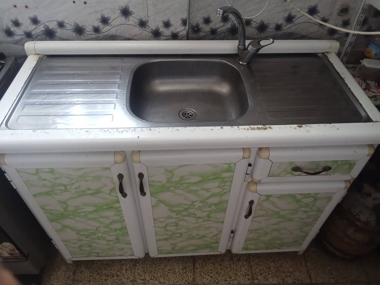 كاونتر نظيف 
سعر 100الف 
بي مجال
مكان حي الزهراء


**إذا كنت صاحب هذا الإعلان وتريد حذفه لأي سبب، رجاءا أرسل رسالة إلى الدعم الفني**