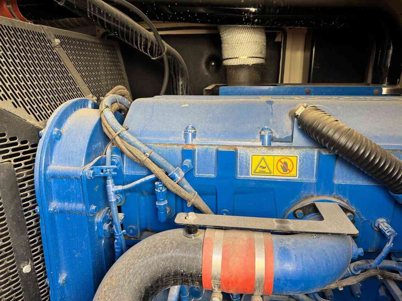 بيركنز FG
550kv
وارد بيرطاني 
ساعات العمل 175 ساعة 
المولد شرط الفحص والحمل 
يوجد كافة انواع واحجام المولدات 
يوجد توصيل كافة المحافظات 
للستفسار التواصل ع الارقام 
العنوان اربيل 

***********

***********
