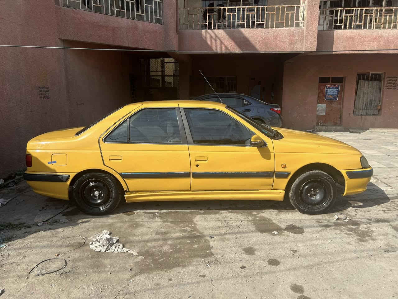 السلام عليكم بيجو بارص ٢٠١٥
رقم انكليزي سنوية ٢٠٢٦ شهر السابع 
مستحقة تجفيت وصدر خلفي 
مكاني بغداد البلديات 
السعر ٤٥$ 
***********
