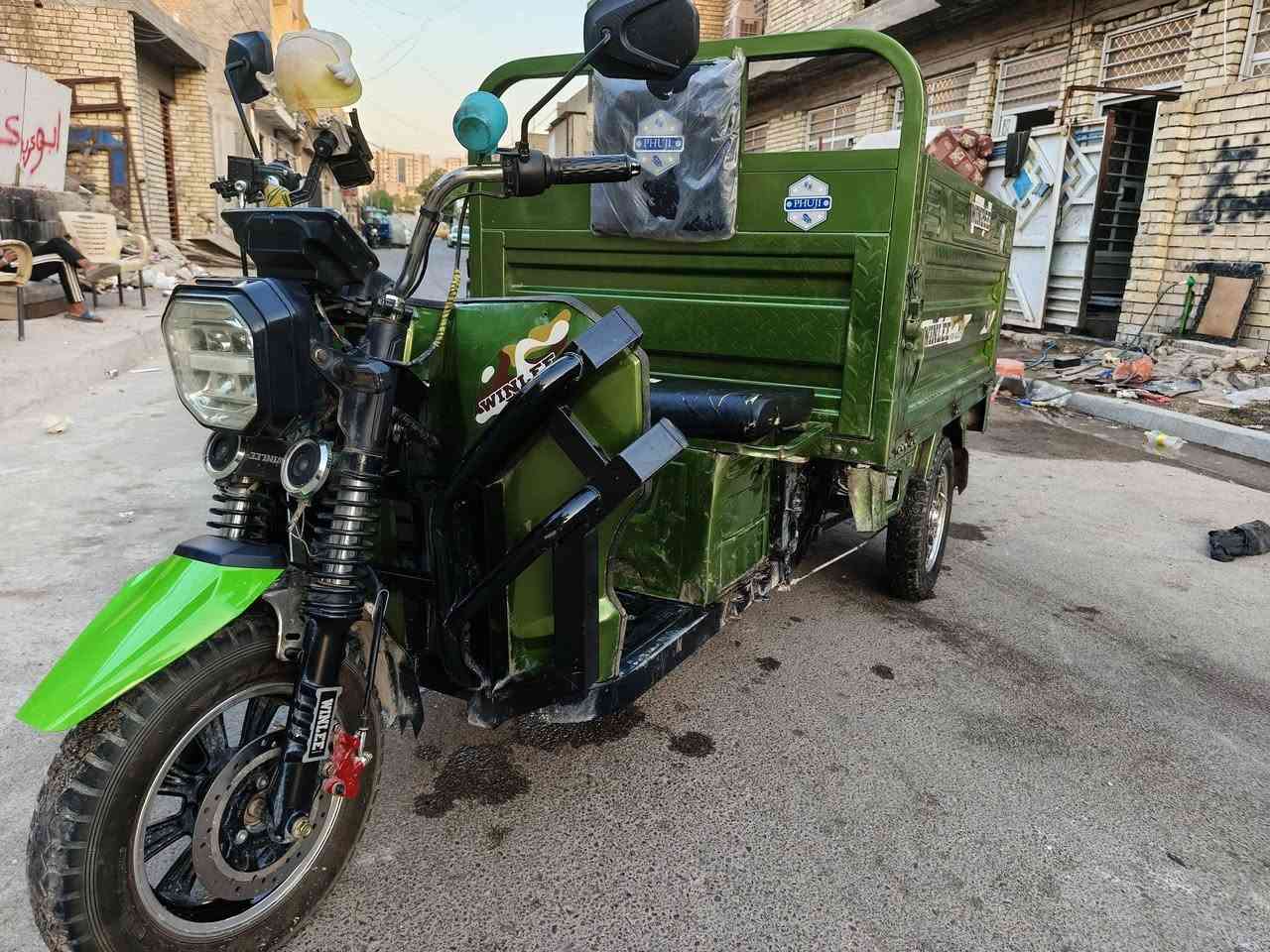 سلام عليكم ستوته شحن 🔋⚡للبيع موديل 2026 نضافه فول بطاريات 🔋جدد كهربائيات كلهه شغاله تايرات جدد/سعر 1200وبيهه مجال مكاني بغداد حي الجهاد / تواصل *********** بي واتساب 👍🏻✨/ الموشراي لا يدخل 👍🏻♥
