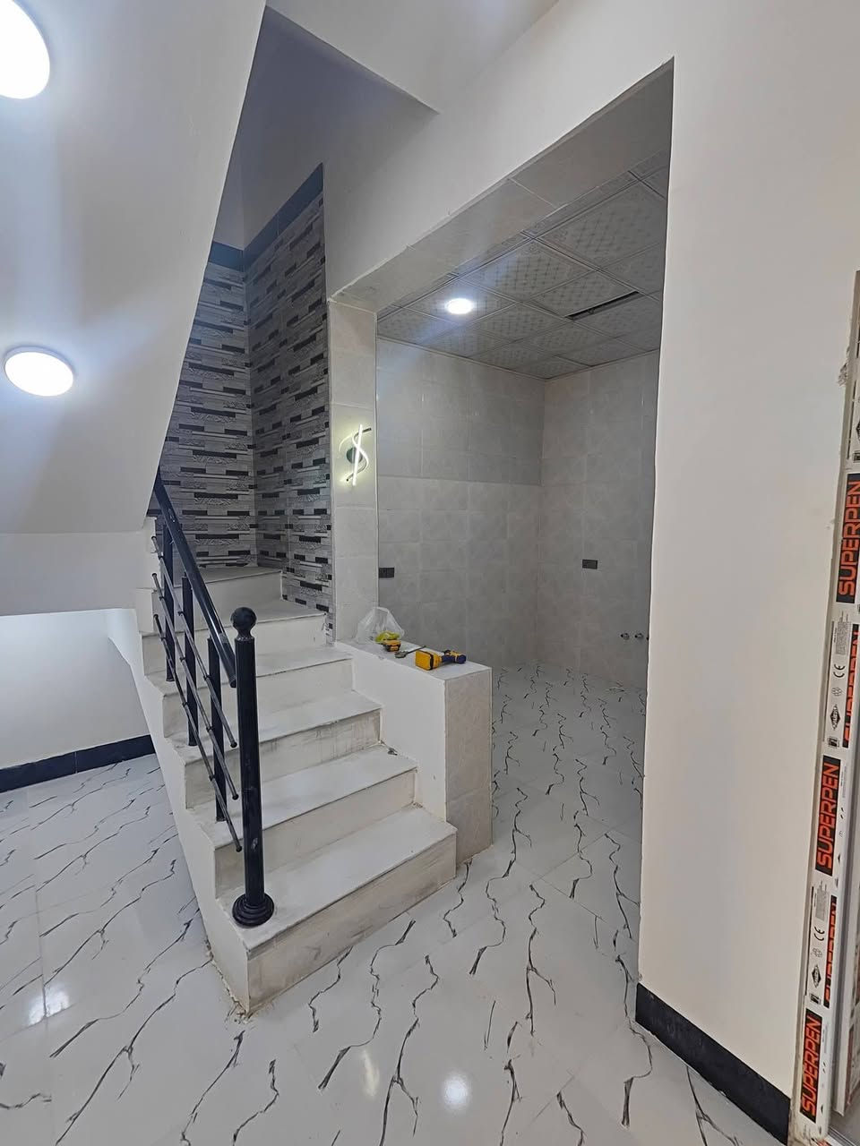 اللهم صلي على محمد وال محمد بيت 50 م (***********)
بيت 50 م طابقين طابوك في كربلاء منطقة عكد بليبل اله اكثر من مدخل 1. مدخل من جها فندق البارون 
2. مدخل من جها كنطرة السلام 
3 . مدخل من جها شارع ميثم التمار 
منطقة سكنية تتوفر فيها جميع الخدمات تبليط ارصفه 
طابو زراعي قرار محكمه سند 25 
جدأ قريب من الأمام ع 
للأتصال او واتساب 
***********
