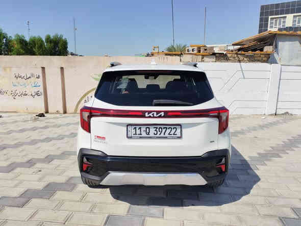 كيا سلتوس SX  2024
رقم بغداد
وراد امريكي بدون صبغ حادث بسيط دعامية ولايت ومبدل اصلي
ايرباك ستيرن فقط ومرجع سستم (دركه + عقل ايرباك)
اللون صدفي 
10،000 KM
 ماشيه فقط
محرك 1600 تيربو
بصمة + تشغيل عن بعد
كير اوتو
السيارة AWD
يعني فور ويل
نظام نزول منحدرات
مواصفات شاشة كبيرة متصله
حساس رجوع للخلف اوتو بريك
حساس نقطة عمياء
نظام صوتي Bose
انارة الوان دشبول وابواب مع المسجل بلادية
تدفئة مقاعد مقعد السائق كهرباء
كامرة خلفية
مقاعد جلد
السعر
18،600 $
بيها مجال بسيط 
التواصل على الرقم واتس اب
***********
بغداد حي القادسية
https://bid.cars/en/lot/0-38820699/2024-KIA-Seltos-KNDETCA73R7587311
