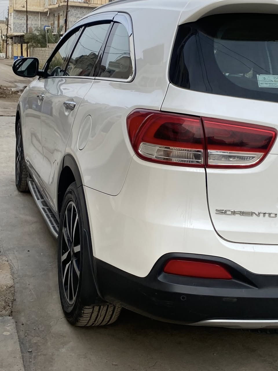 سلام عليكم لبيع سورنتو موديل 2017 فول مواصفات تحكمات استيرن بنوراما مري شفط كشتات كهرباء تتفئا تبرين صندوق كهرباء السياره احله من الصوره  مكان بغداد 
*********** 
الاستفسار عله الرقم
