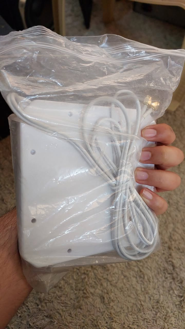 Antenna / انتينا فور جي تقوية اشارة
أخواني الي يفيده يراسلني
القطعة جديده


**إذا كنت صاحب هذا الإعلان وتريد حذفه لأي سبب، رجاءا أرسل رسالة إلى الدعم الفني**