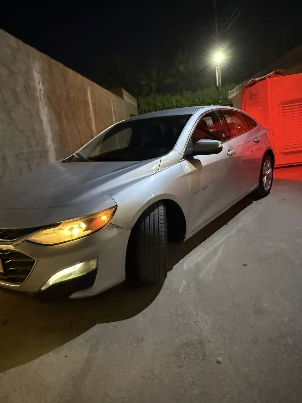 ماليبو موديل 2020 رقم بغداد صور الحادث موضحة  
مواصفات lt  معروفه 
مابيها اي نقص 
مستعجل بيع سعر118$
عنوان بابل 
***********
