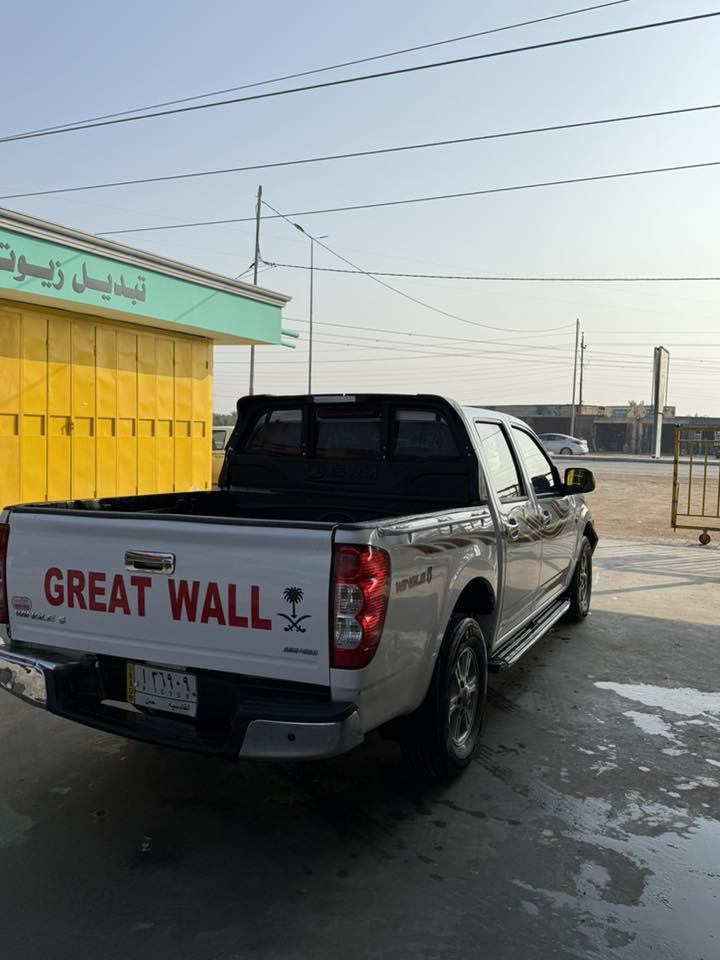 كريت ويل 2021 ضربتها بابين جهه السايق الباقي كفاله سياره نضيفه كل نقص مابيه مكانها السماوه سعر 93. ***********
