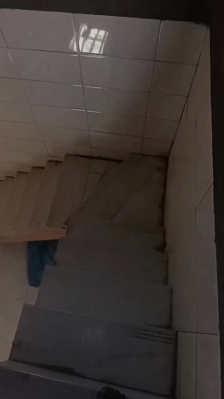 خلفه سراميك وبورسلين 
سغل درجه أولى شرط استلام مهندس 
باسعار مناسبه وجيده 
متفرق حاليا 
الاتصال والستفسار ***********
