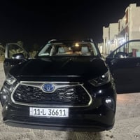 هايلندر هايبرد 2023 xle برونز ادشن ماشية 31 الف ميل  07801847858  0771...