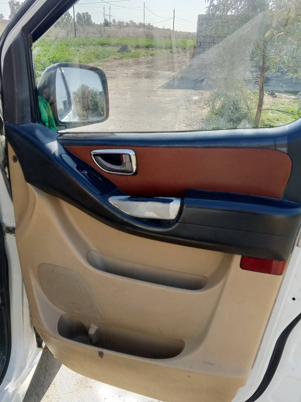 سلام عليكم من رخصة آدمن الكروب 

سياره ستاركس موديل 2008

مفتوح كير عادي 

سياره حلوه وجاهزه 

رقم جديد هز جديد 

ضربتها جاملغ 

تبريد ما يشتغل 

وباقي التفاصيل من تتصل اوضحلك 

مكاني بابل الهاشميه 

ما متواجد عل خاص 

الرقم ***********
