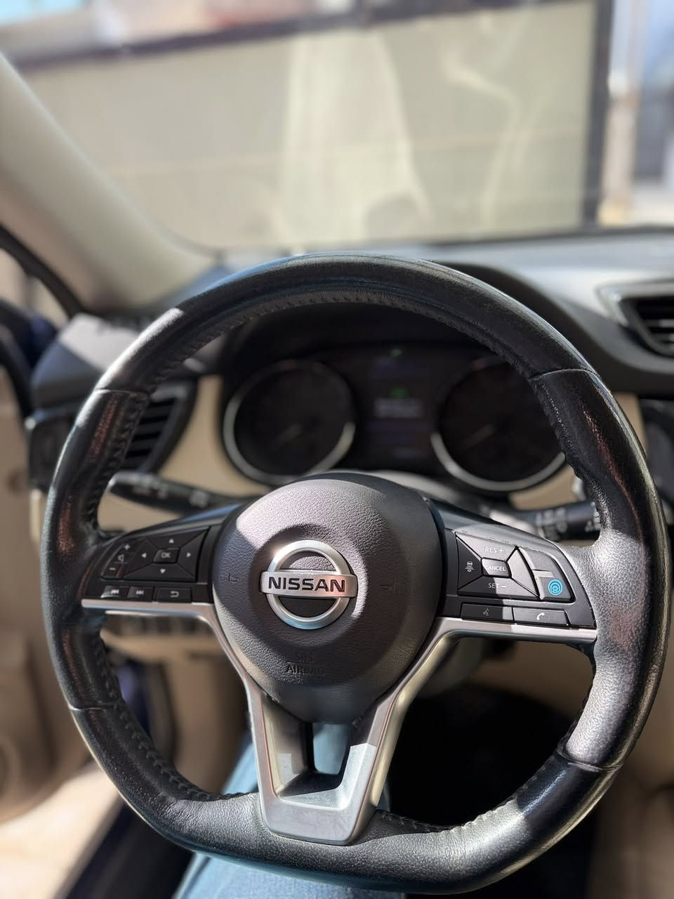 عليكم السلام للبيع 
نيسان روج
SL
فول فول موصفات عده الفتحه
كامره 360 
داخل بيجي
تحكمات استرين
قياده ذاتيه وتحديد مسار
كرس سرعه
كشنات كهرباء + هيتر +تفعيل وضع حسب حجم السائق 
تشغيل عن بعد + بصمه
يحي سماعه كبيره في الصندق
كشنات تدفئه تبريد
استيرن هيتر
نظام ايكو + اسبورت
كشنات جلد
5 كامرات
ويل كروم امطعم بسود
ضرر السياره بونيد جاملغ صبغ
وجاملغ السكن تعديل بارد
باب خلف السايق تعديل بارد بسيط
كير محرك بشرط ما مفتوحات
كهربائات هم شرط 
رقم اربيل تحويل ثاني يوم
سعره 141وبي مجال للشراي
مكاني كركوك
للستفسار
***********
