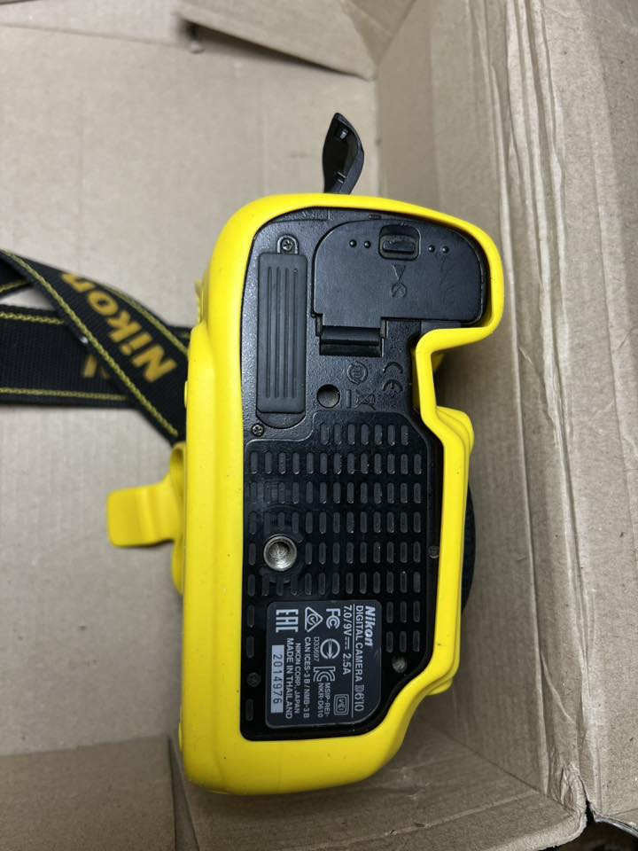 السلام عليكم ‏للبيع كاميرا ‏نيكون 610 ‏النظافة 80% 100 ‏السعر 450 توصيل ما موجود إمكاني نجف  ***********
