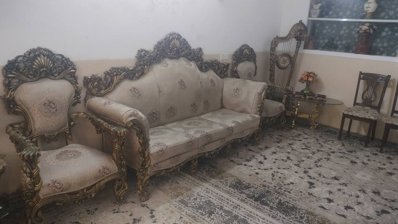 تاقمی میسڕی ١٠ نەفەری
کامل بۆ فرۆشتن 
٨٠٠ هەزار و معامەلە لەسلێمانیم
***********
