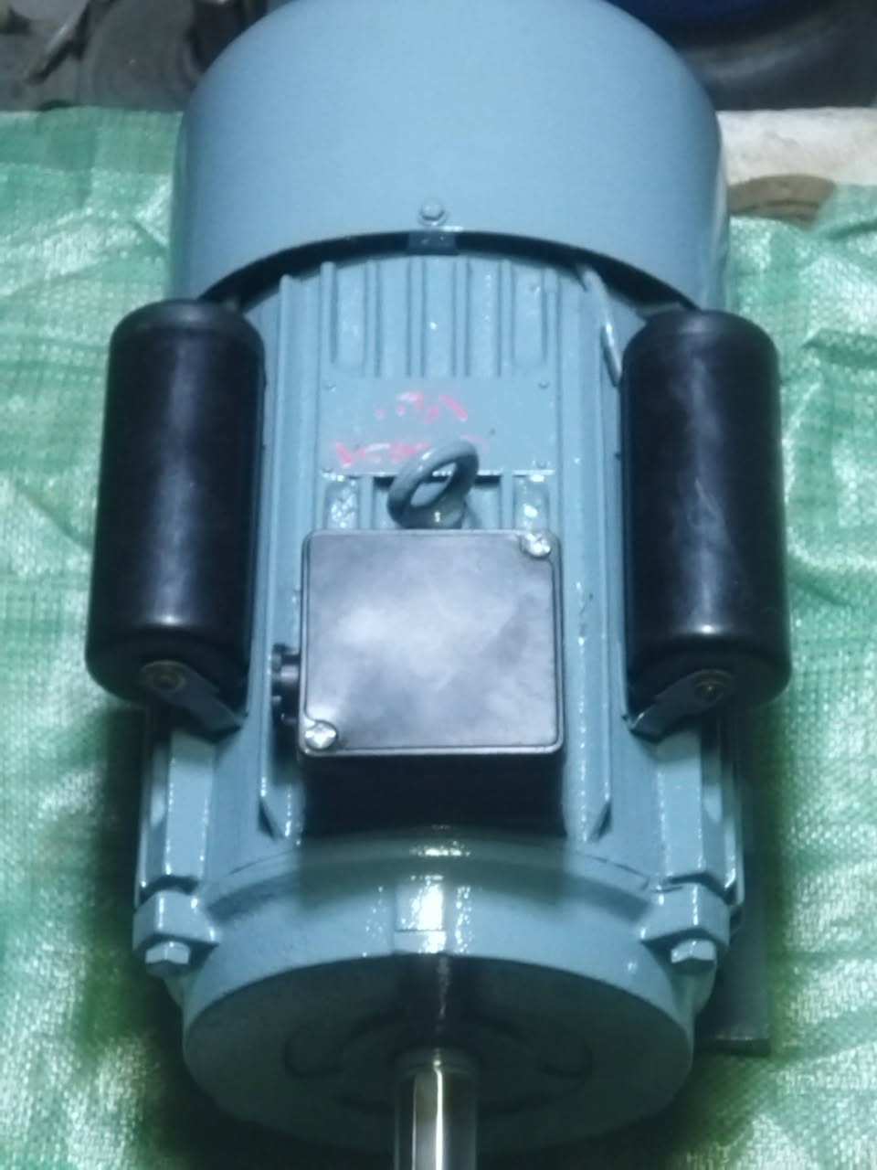 موتور 4 حصان احمد داوود 1400 لفه 220 للتواصل فون 01023817066


**إذا كنت صاحب هذا الإعلان وتريد حذفه لأي سبب، رجاءا أرسل رسالة إلى الدعم الفني**