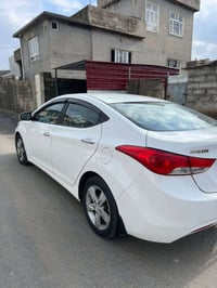 إلانترا ٢٠١٣ • بلا بوية • رقم سوران