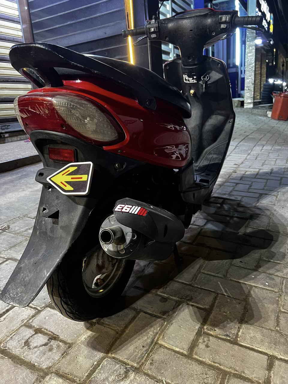 ماكس قجمه بلاديه رمبه الله شهاد مصالي نزلته ب850الف قبل 3اشهر بعده زيرو حتى مماشيه كهربائيات كله شغاله اشاير هورن سلف ماصده دشبول 
بس طوافه خربانه 
تايرات جديد دبلات جديد 
مكينه بلاد ممفتوحه خرسه 
رايده ب425وبيه مجال 
عنوان بغداد الشعب شارع عدن 
***********
