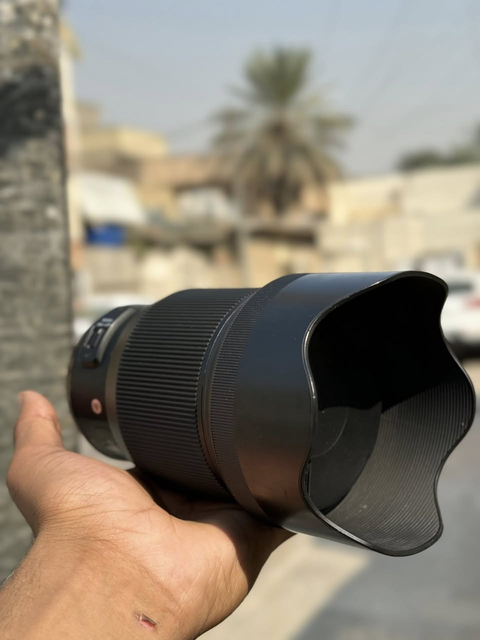 كامره نيكون 810D مع عدسه سكمة كامره بحالة جيدة وجيدة
 لبيع ***********
