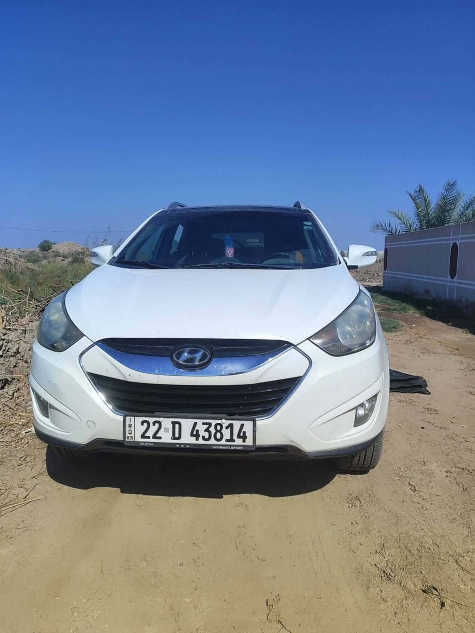 سلام عليكم توكسان للبيع مكفوله عده لبسونار سياره فول مواصفات
بنورما 
بصمه
شاشه                                                                        
تبريد 🥶 شغال
تدفئه 🔥شغال

سياره خير من الله مال جناي
رقمه اربيل الانكليزي تحويل ثاني يوم
وين ميعجبك تفحص 
ماشيه190الف
مكان سياره بابل ــ جبله
سياره احلئ من صور 
***********
