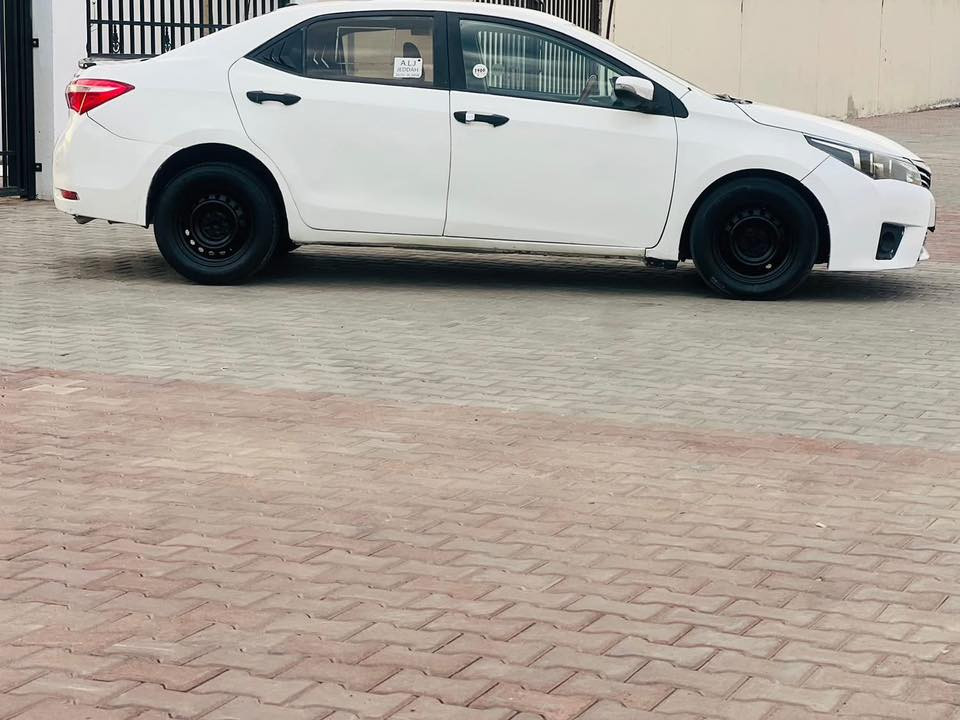 كورلا خليجية 2015 
رقم سليمانية شرط التحويل
كير والمحرك مكفول 
ومن الگص او الشاصي كلها مكفول
بيها صبخ كم قطعة ابيع عام وعلى السريع بدون تعب تعال شوفها خير من الله 
مكان السيارة بغداد الكرخ 
تلفون 📞 ***********
