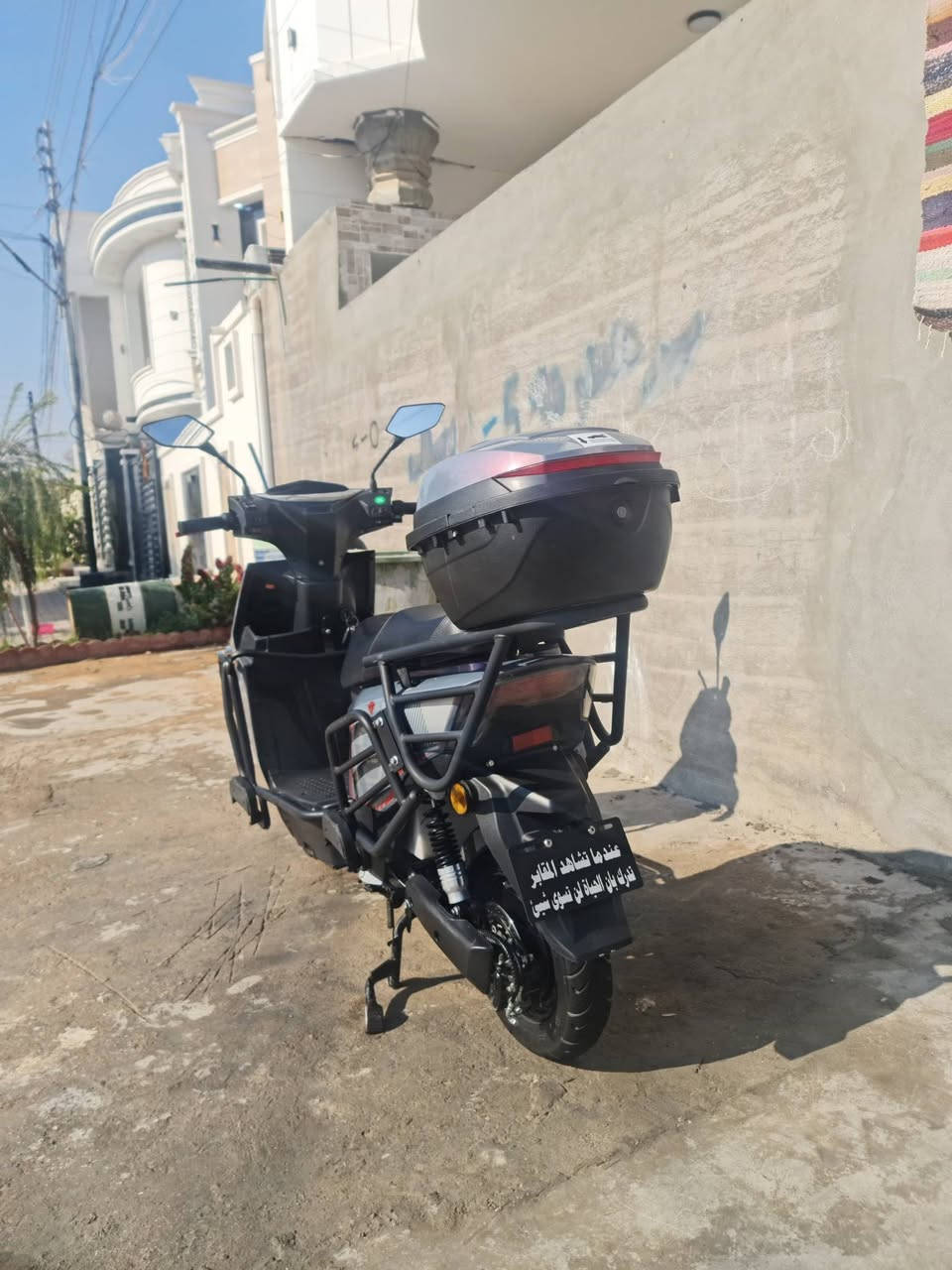 السلام عليكم دراجه شحن نوع شبح للبيع نضيفه مثل ماواضح كشره حيل جديد باتري عل فحص  تعلاوات دبل يعني يصعدون 3 اشخاص وميدك سعر 750 وبي مجال بصيط عنواني الرمادي الخمسه كيلو  
*********** تفاصيل اكثر خاص
