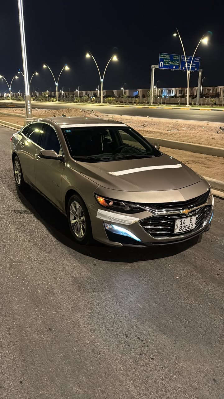 ماليبو مديل 23 LT
ماشيه 70km
السياره داخله تقرير كفاله 
هنانه بالعراق صار بيها ضربه بالجاملغ الامامي موجوده بالمنشور صور الحادث خسفه خفيفه الموشراي لايكسر 
السياره بصره حره بأسمي تحويل ثاني يوم 
فول مواصفات عدا الفتحه  
١-تشغيل عند بعد
٢-كشنات تدفئه 
٣-مثبت سرعه
٤-تثبيت مسار
٥-تبريد قطعتين
٦-رادار بالمري
وبعد هواي سوالف المتعارف عليهن السياره نضيفه بمعنى الكلمه سياره كلش معتني بيها من بانزين محسن ودهن تجي تشوف سياره وتطلع بيها
السياره مكانها بالبصره السعر 142 وبيها مجال 
***********
