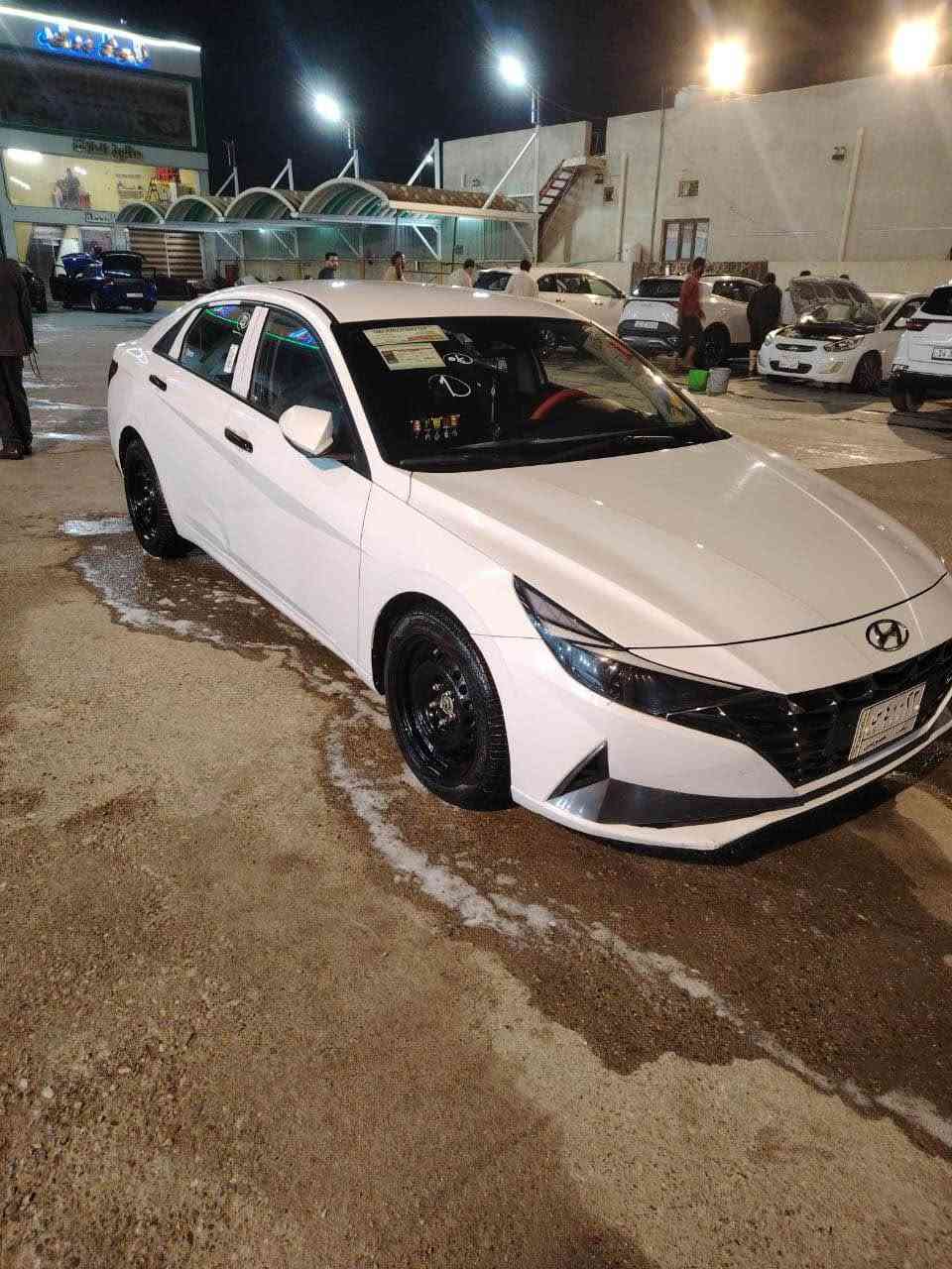 سلام عليكم الانتره افانتي موديل ٢١ فول عده الفتحه كفاله عامه عده طخه موضحه بصوره زغيره حيل  السياره  معوقين بغداد بعد سنه تصير حره كامله مكمله مكينه ١٦٠٠ دبل نوزل مكاني  بصره حي جامعه قرب مستشفى الطفل الرقم  *********** البصرة, العراق
