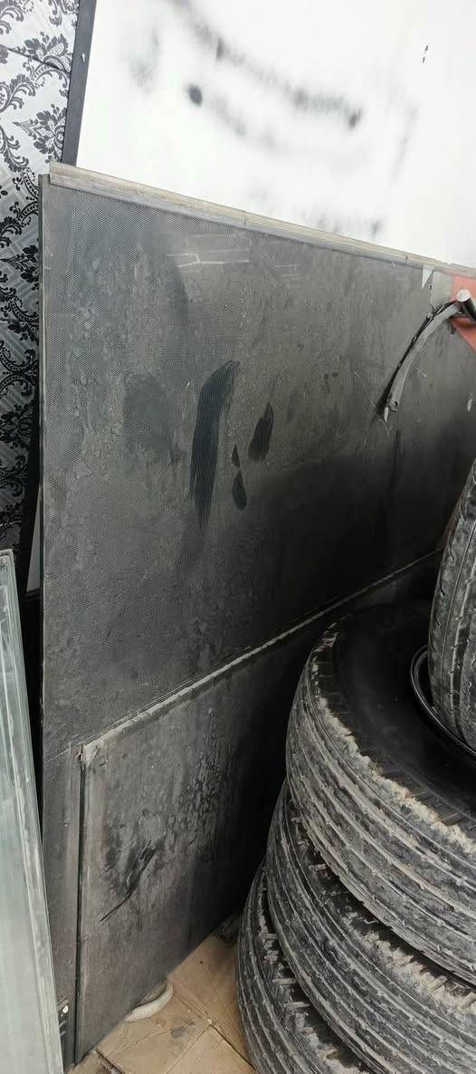 جام واجهـات للبيع نظيف لا كسر ولا فطر
*********** واتسـاب قيم واخذ
