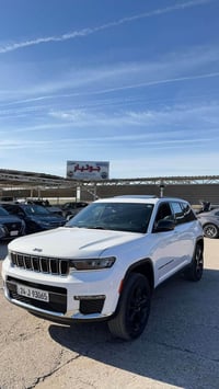 جراند شيروكى • ٢٠٢٢ • مرقم كامل باسمي