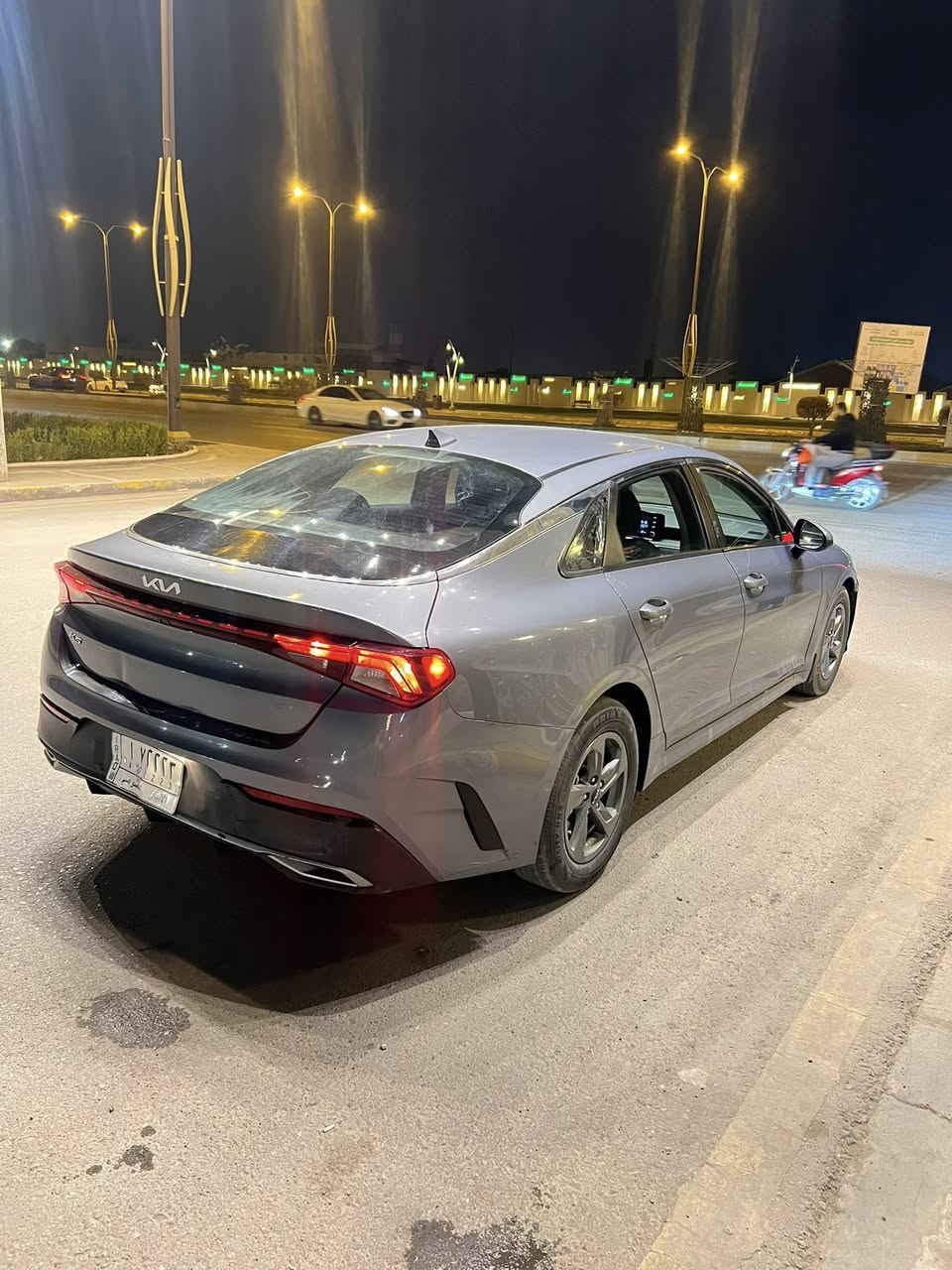 السلام عليكم كي فايف رارد امريكي ٢٠٢٢رقم انبار معوقين المعوق ينطي وكاله خاصه بالسياره مكينه 1600 تيربو جديده كير جديد ماشيه السياره ٧٠ الف ميل بيها ضرر من امريكا ربع جاملغ امامي فقط. وراجع بارد وبالعراق قطعتين كلير تبريد ثلج صدر شركه تخم تاير سياره جاهزه. السعر 130 بيها مجال للشراي  مكاني الفلوجه حي العسكري ***********
