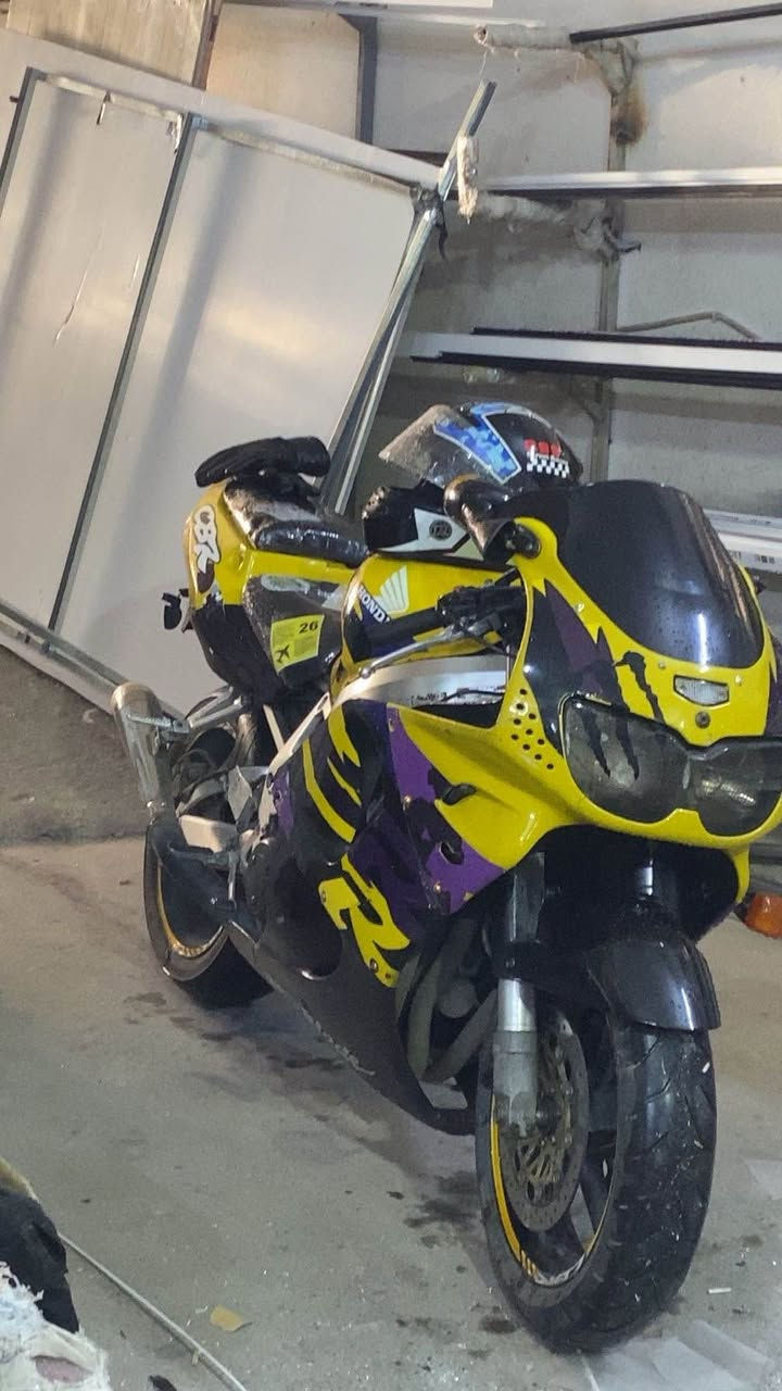 919RRمانتۆرەکە جایزە هەموو گیانی بە شەرتە کارەبایەتی هەمووی مەزبوت بە شەرت تازە تایەی گۆراوە ئاوێنەی بیلادی مانتۆرەکە جایزە مەکینە کراوەیە بە مەکینەی هیچ کیشەی نیە نرخ(16)محمەلە Singapore


**إذا كنت صاحب هذا الإعلان وتريد حذفه لأي سبب، رجاءا أرسل رسالة إلى الدعم الفني**