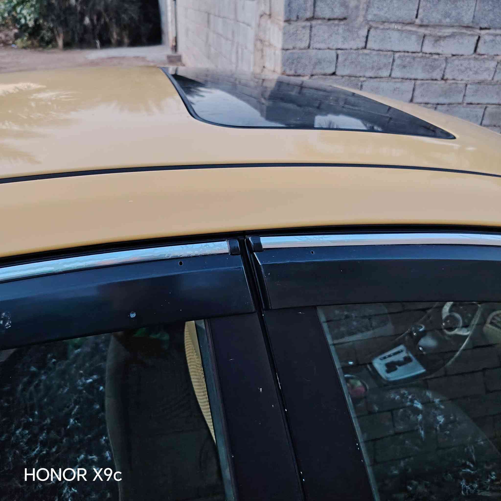 سلام عليكم النترا فول مواصفات موديل 2012 الرقم بغداد  دولي بصمة وفتحة حدادية جديدة  وكير و محرك  مكفولات  عدا قطعة واحدة  الباب الخلف السائق  
رقم الهاتف/ ***********
