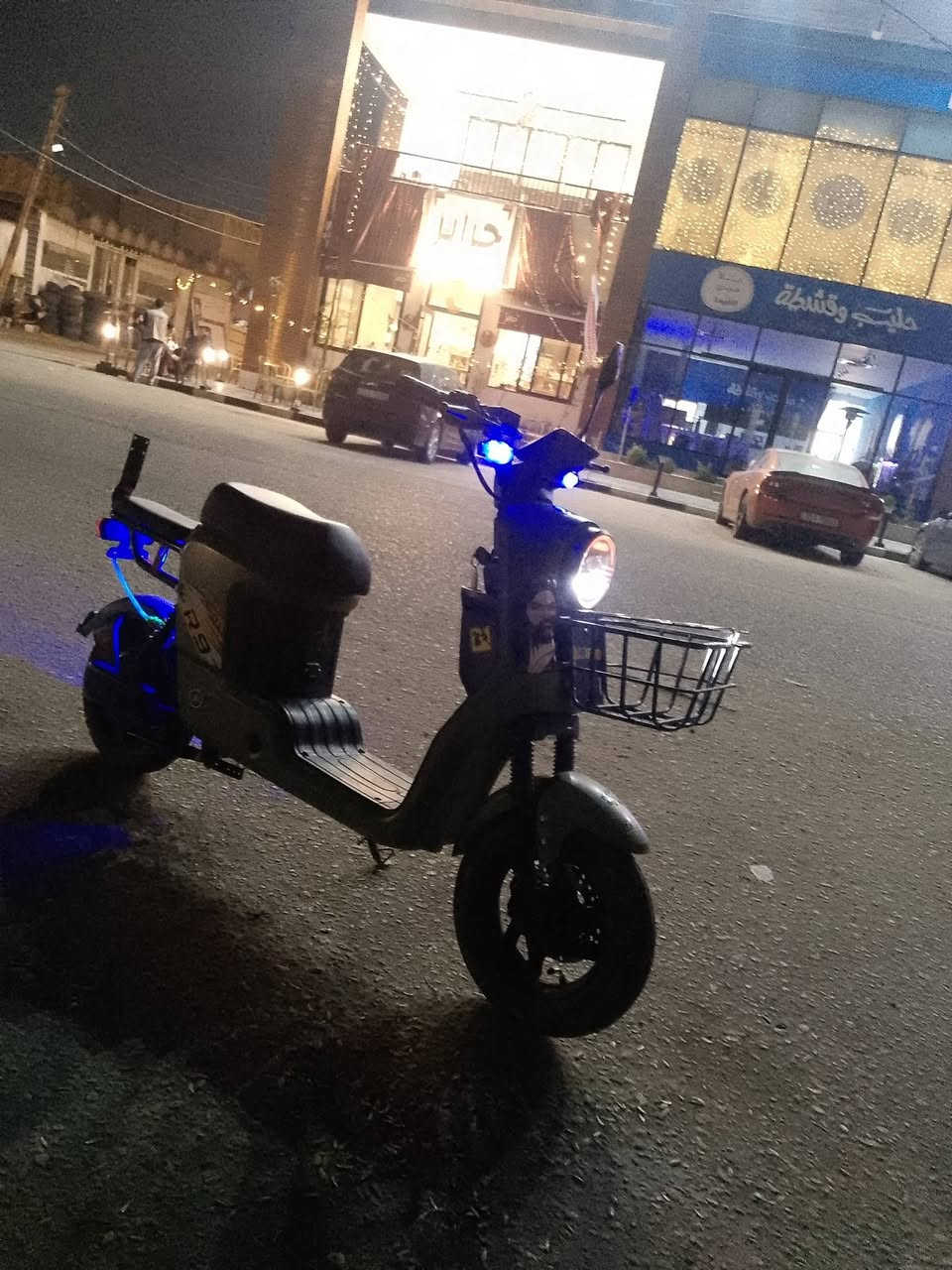 بايسكل شحن للبيع او مراوس بدراجه او مراوس بايسكل نفسها

النوع/ ار 9

الون / زيتوني 

السرعة /75 

تمشيك / 65 كيلو متر 

بطاريات جدد وعلى ضمانتي

المكان / نجف حي الامير بشارع جامع عطيه جبوري

السعر / أتصل واتساب الخط مو مالتي بس الواتساب أكرر هواي جاي يتصلون على الخط الرقم بس الواتساب مالتي وعندي نت 24 ساعة ***********
