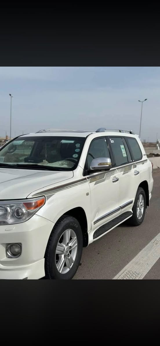 لاندكروزر ٢٠١٠ سعودي اصل مكفول 
***********
