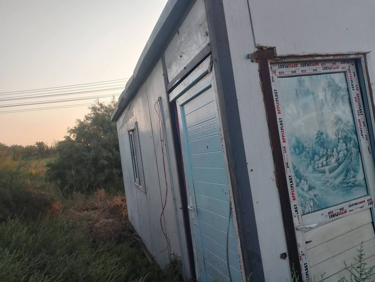 كرفان البيع نضيف
طول 6وعرض 3ونص
***********
مكان ناصرية مركز
قرب السيطرة
