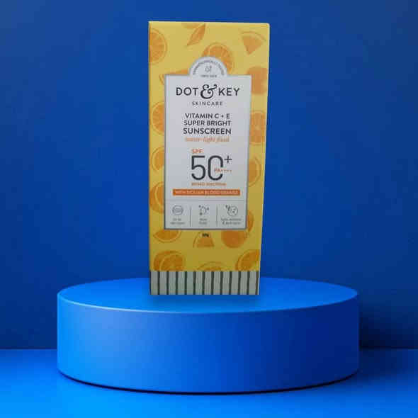 ✨ 
لإول مرة بالعراق يتم توفير بكج كامل لموحد اللون والواقي للشمس 
للعناية بالبشرة

مرطب سيراميد وحمض الهيالورونيك لإصلاح الحاجز

بروبيوتيك وماء الأرز

درجة الحموضة 5.5

للبشرة الجافة والمختلطة والحساسة 
الواقي الشمس المهم والوحيد في العراق
 مع

دوت آند كي

العناية بالبشرة

واقي شمس فائق الإشراق بفيتامين سي + إي

سائل خفيف الوزن
 الآن بين يديك! 
✨
استيرادنا خاص ومباشر من الهند، نضمن لكِ الجودة والنتائج الفعالة 💯

🛍️ نوفر تجهيز شامل لـ:

البيجات والمتاجر الإلكترونية

محلات الكوزمتك

الصالونات ومراكز التجميل

📦 التوصيل متاح لكل محافظات العراق
📞 للحجز والتنسيق عبر واتساب:

***********

#منتجات_هندية_أصلية #عناية_شعر #عناية_بشرة #كوزمتك #صالونات #جمالك_من_الطبيعة
