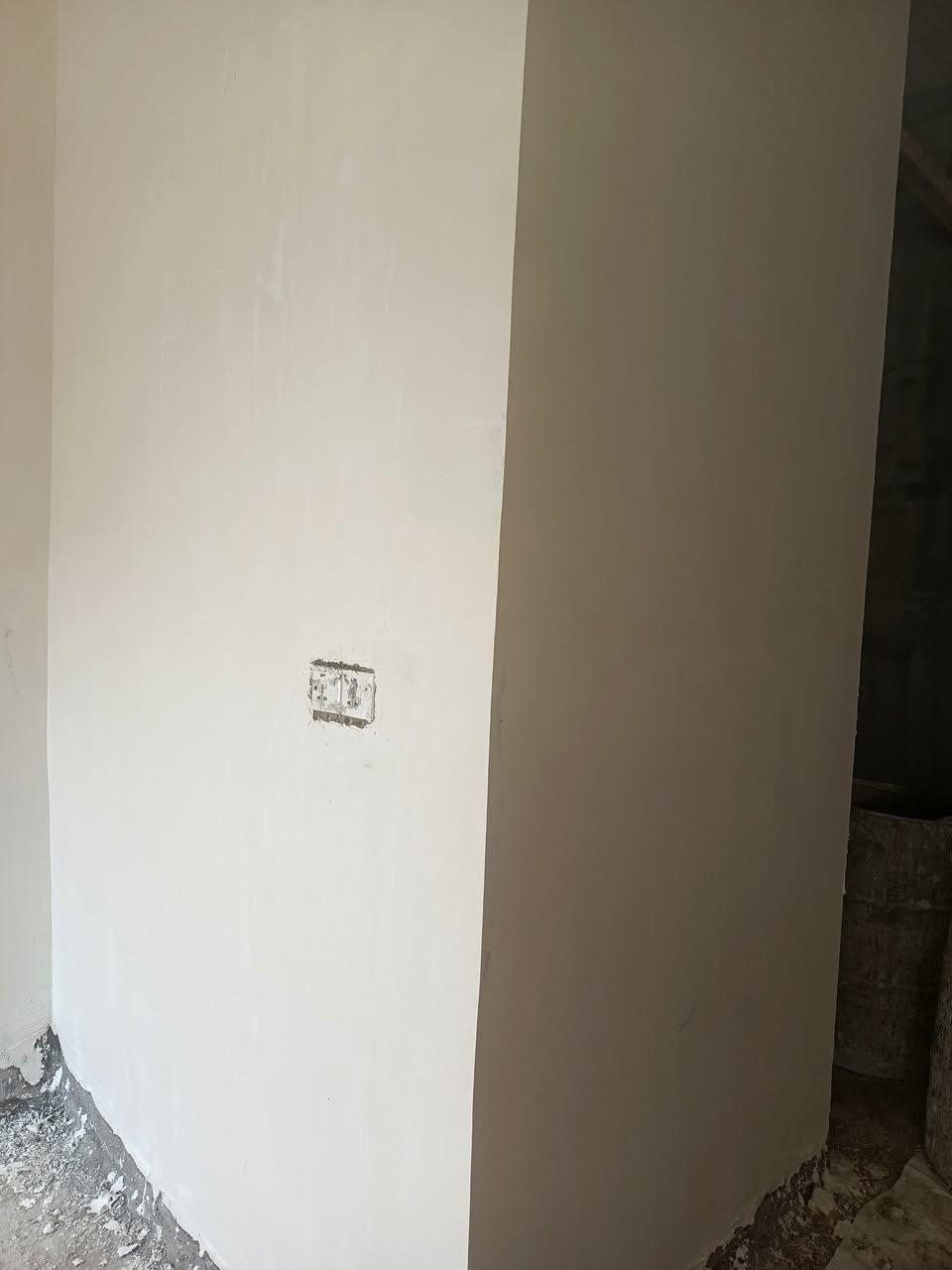 سلام وعليكم كادر خلفات جص بورك اسمنت شغل درجا اولى #***********
