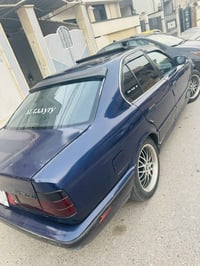 السلام وعليكم بي ام للبيع او امعارظ ابتكسي  سياره جاهزه تايرات جدد مكي...