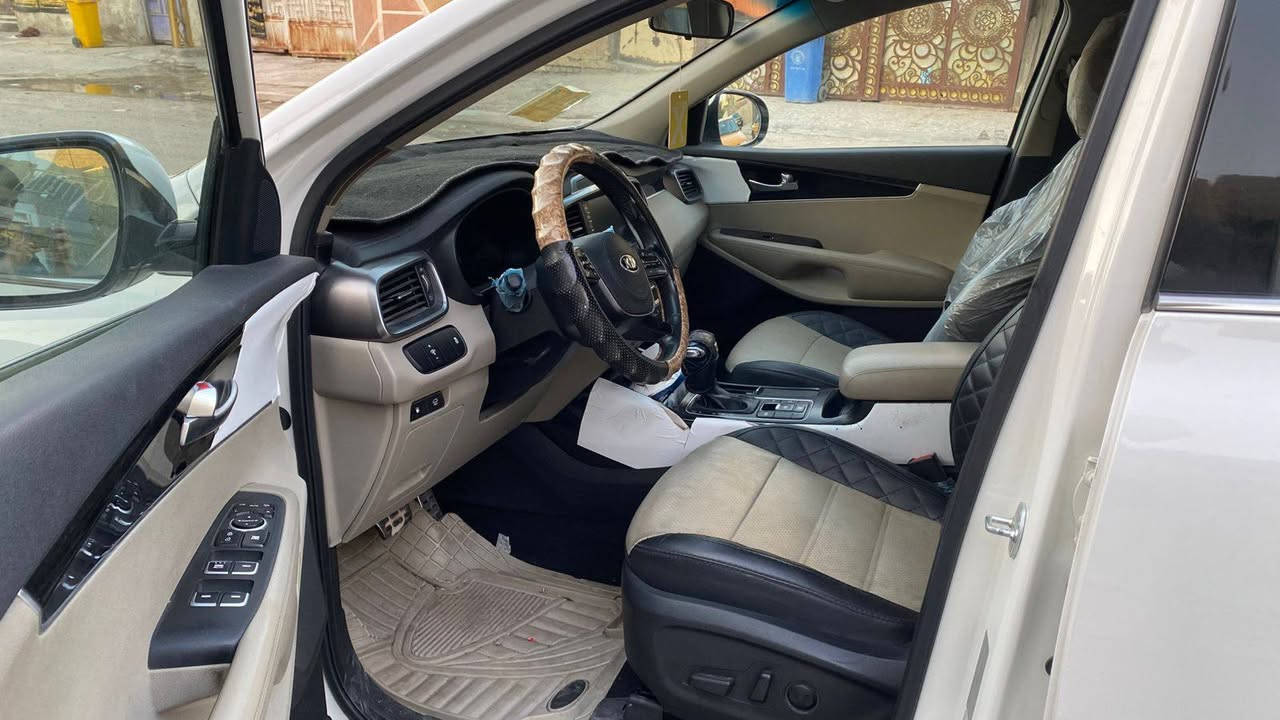 سورنتو خليجي ١٩ فول عدا بانوراما شكل عشرين بيها بارد قليل بباب السايق بس مكفول كفالة عامة مكان بغداد حي اور تفاصيل خاص ماشية ٦٥ الف مكينة ٦ سلندر بغداد, العراق


**إذا كنت صاحب هذا الإعلان وتريد حذفه لأي سبب، رجاءا أرسل رسالة إلى الدعم الفني**