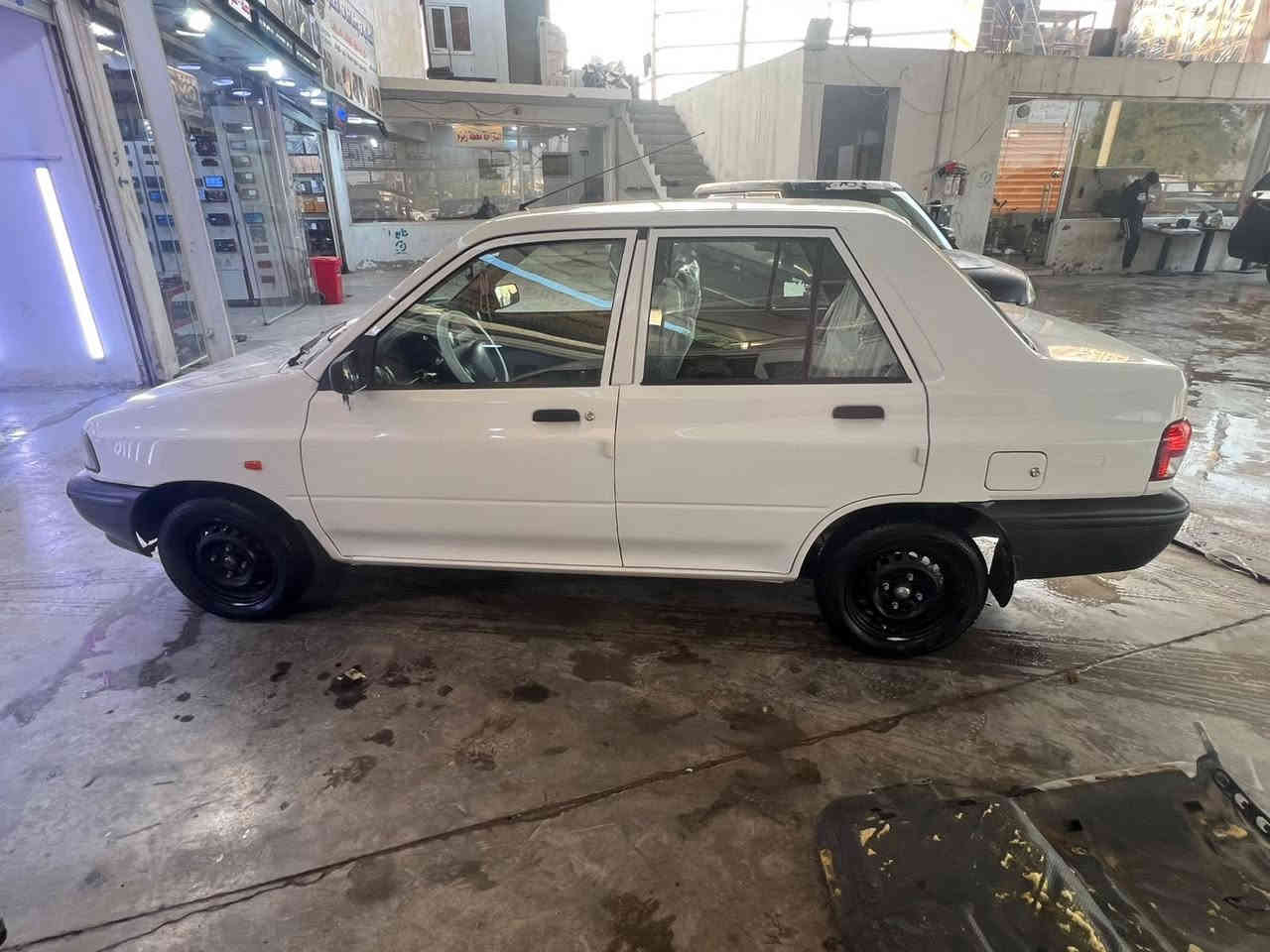 السلام عليكم
من رخصة الادمن
سايبا للبيع موديل ٢٠٢٤
سيارة جديدة مال بيت. ممشتغلة تكسي
دوشمة وارضية جديدة
تخم تاير جديد
مكينة وكير كفالة
بيهة خشم الجاملغ الايمن ودعجة بلباب الورة جهة سايق
سيارة مكانهة التاجيات مجاور مرور التاجيات
رقم بغداد بسمي
السيارة سعرهة ٧٤ ورقة بيهة مجال كلش قليل
للاستفسار ***********
غير متواجد عالفيس
