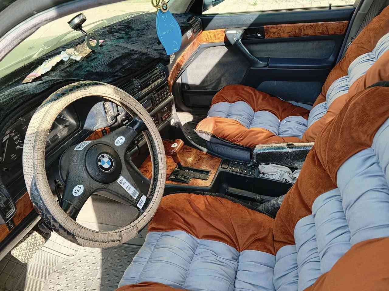 السلام عليكم للبيع رقم كركوك حجم ٧٣٥محرك٧٣٠كير اوتو كير محرك صدر تمام تايرات تخم جديد العنوان انبار حبانيه
***********
